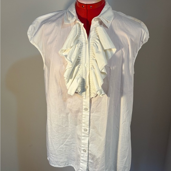White Ruffled Sleeveless Blouse - Picture 6 of 7